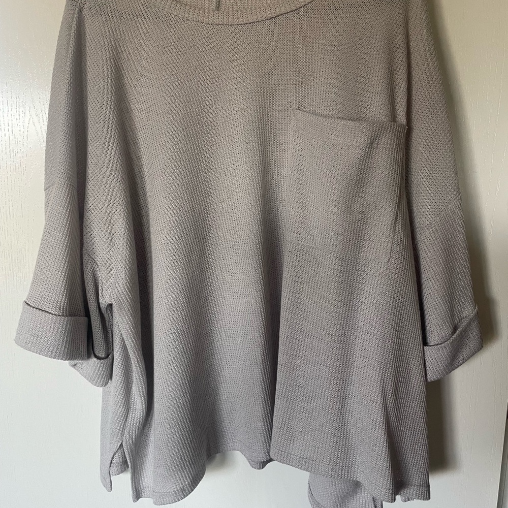 TALULAH Light Gray Knit Sweater